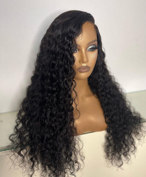 Gently used Unit , Tropical wavy 28"